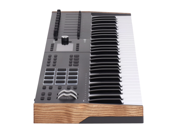 MIDI клавиатура ARTURIA KeyLab MK3 61 BK