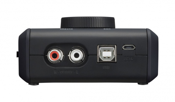 Аудиоинтерфейс Zoom U-22