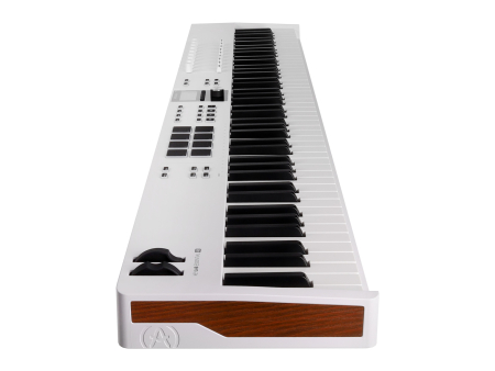 MIDI клавиатура ARTURIA KeyLab Essential MK3 88 WH