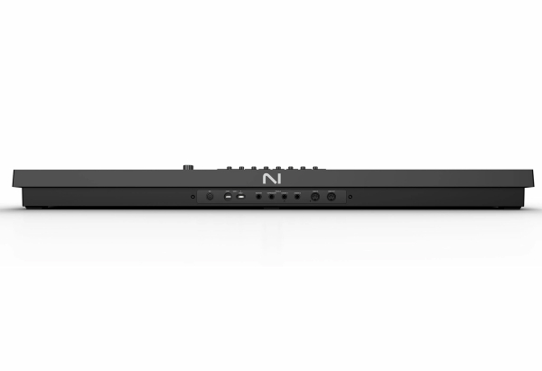 MIDI клавиатура Native Instruments KOMPLETE KONTROL S49 MK3